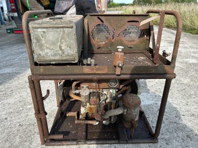 Douglas stationary engine