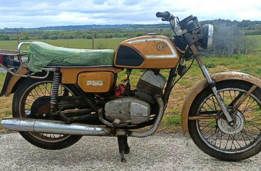 1978 CZ 250 Twin