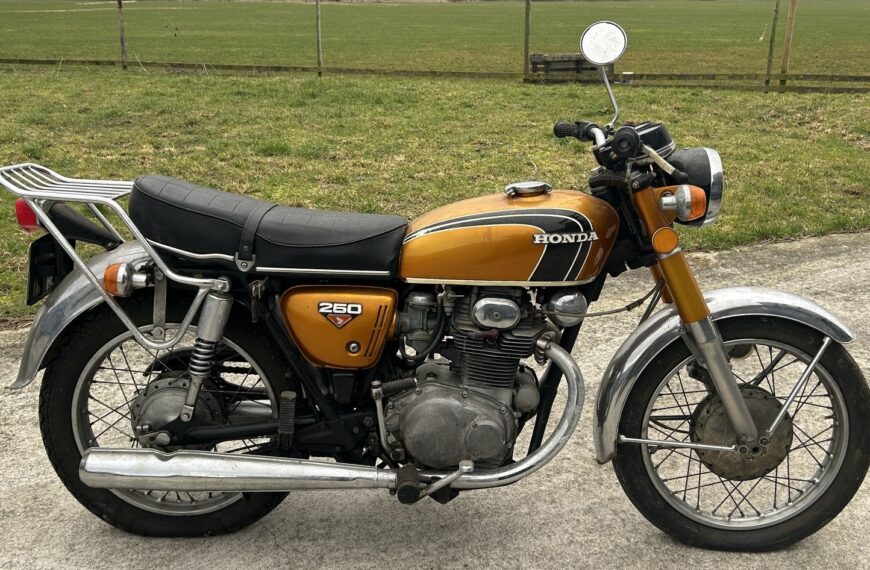 1973 Honda CB250 Twin
